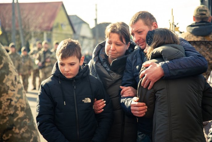 Влітку став на захист України: у Мукачівській громаді попрощались із Героєм – 04 Влітку став на захист України: у Мукачівській громаді попрощались із Героєм – 04