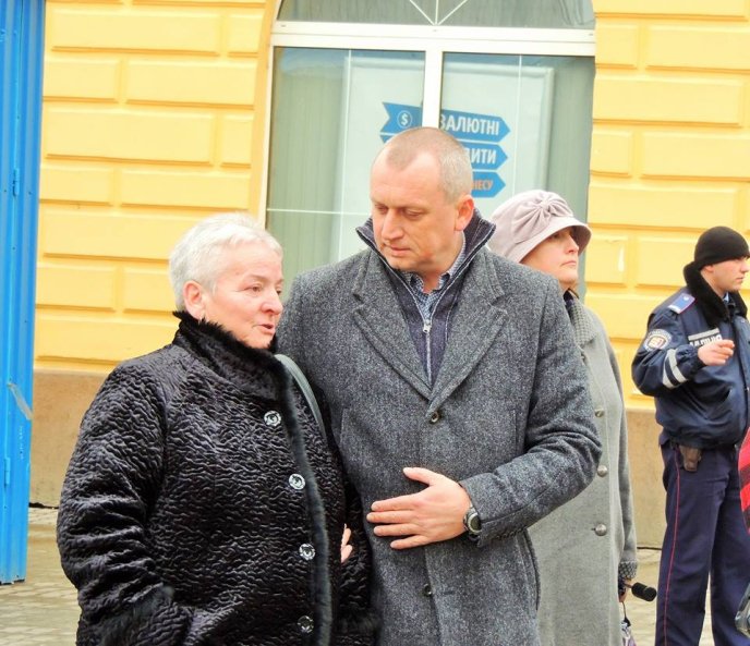 Берегівчани вшанували другу річницю подій на Майдані – 03