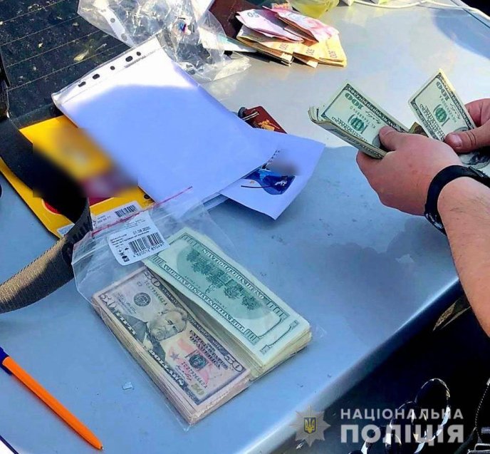 Затримали організатора нелегальної переправи через держкордон чоловіків: подробиці від поліції – 02