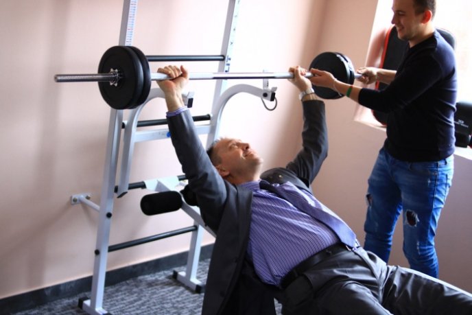 У гуртожитку №4 УжНУ відкрили сучасний фітнес-зал – 01