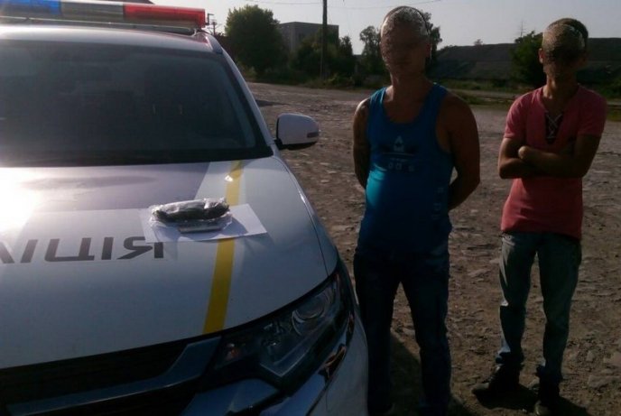 На одному з вокзалів області у чоловіка знайшли наркотики – 01