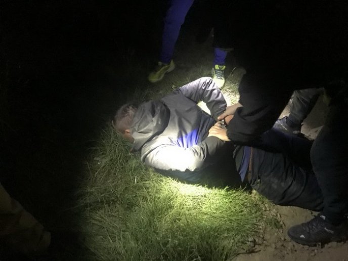 На хабарі затримали начальника митного відділу – 02