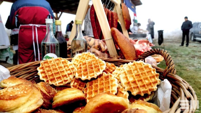 На Берегівщині стартував традиційний фестиваль різників – 07