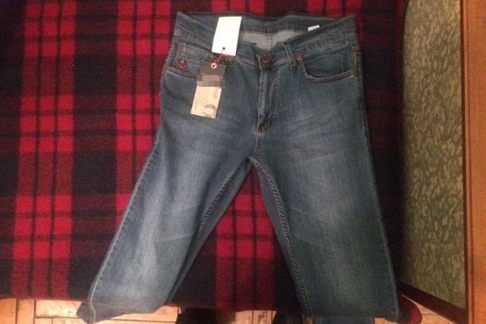 На ринку у Мукачеві двоє чоловіків обікрали чотири торгові точки – 03