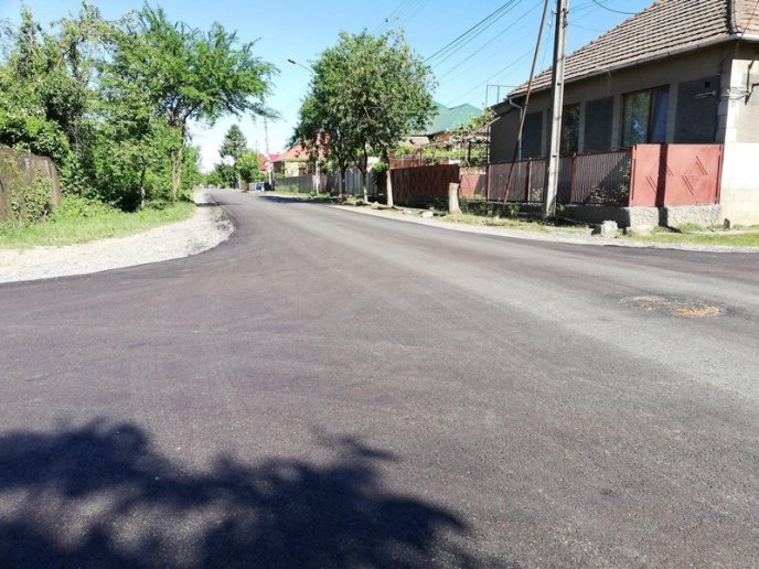 У Мукачеві заасфальтували ще три вулиці – 04