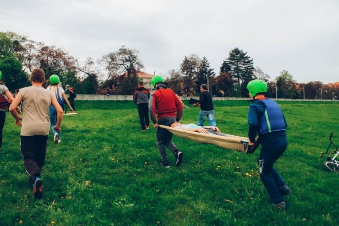 Мукачівські школярі плавали на катамаранах та рятували людей – 05