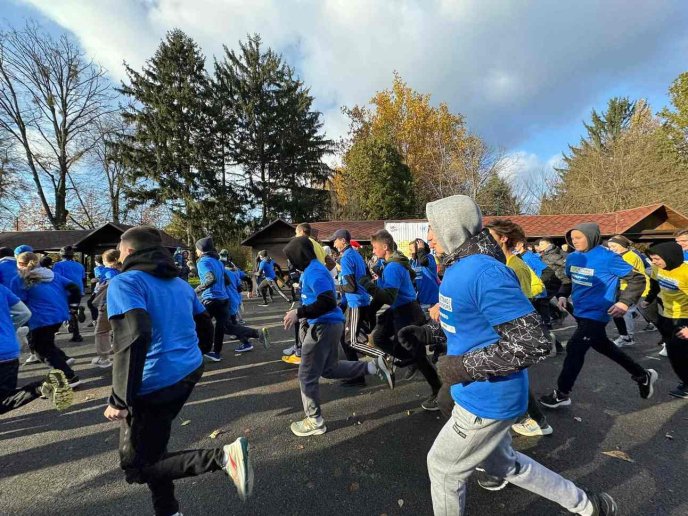 У містах Закарпаття долучилися до забігу «Acting for survivors» – 03