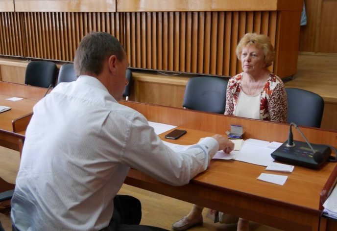 Мер Ужгорода проведе зустріч з таксистами через ситуацію з перевезенням людей з обмеженими можливостями – 05