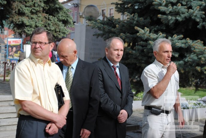 Мукачівські комуністи вийшли на традиційну першотравневу маніфестацію (ФОТО) – 10