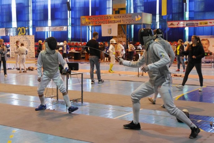 В Ужгороді проходить XX Всеукраїнський турнір країн Карпатського Єврорегіону з фехтування – 01