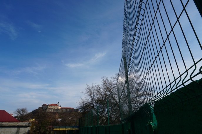 У двох школах Мукачева провели благоустрій територій – 04