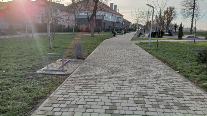 У Мукачеві вандали наробили біди – 02 У Мукачеві вандали наробили біди – 02