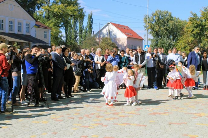 На Закарпатті відкрили новий дитсадок – 05
