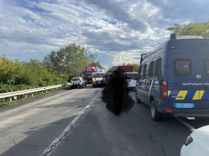 На Закарпатті сталась масштабна аварія. Рух ускладнено – 02