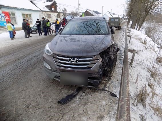 Жахлива ДТП на Рахівщині: зіткнулись автомобілі "Жигулі" та "Hyundai Santa Fe" – 01 Жахлива ДТП на Рахівщині: зіткнулись автомобілі "Жигулі" та "Hyundai Santa Fe" – 01