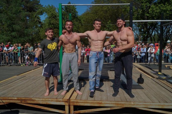 У Мукачеві змагались вуличні атлети – 16