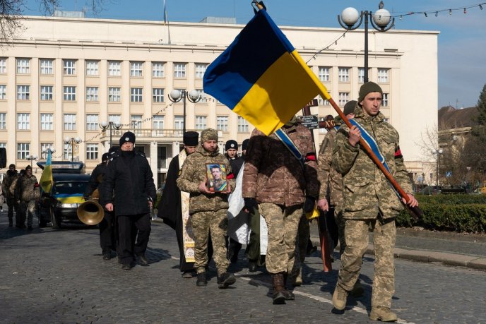 До кінця залишався вірним військовій присязі: в області поховали Героя – 04