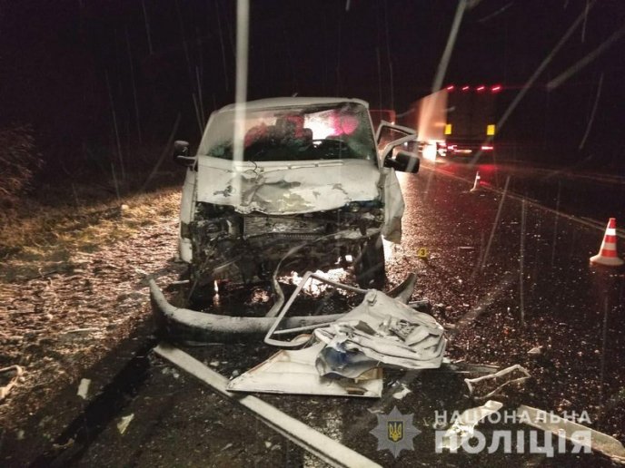 Смертельне зіткнення: троє закарпатців потрапили у страшну аварію – 04