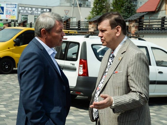 Роль громадських організацій в консолідації українського суспільства обговорювали в Мукачеві – 69