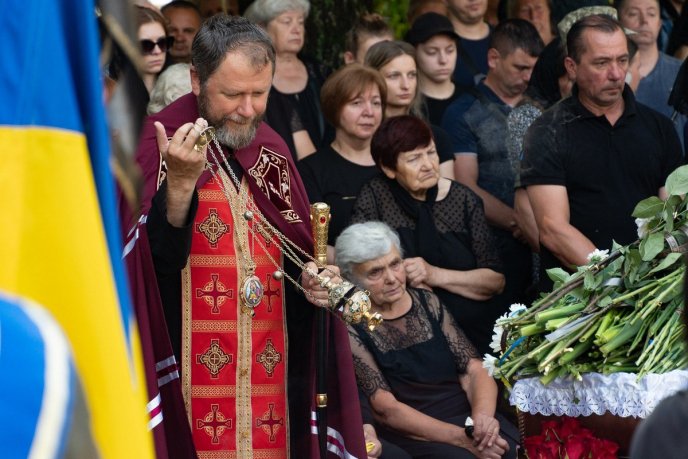 В Ужгороді попрощалися з Героєм – 04