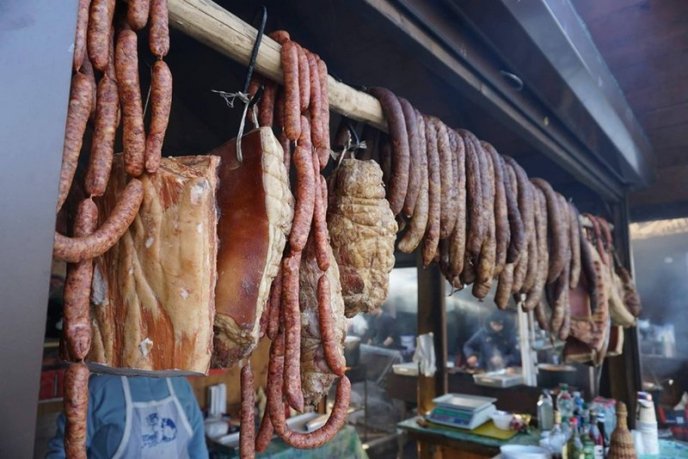 «Червене вино 2020»: чим пригощають та як розважають гостей фестивалю – 03