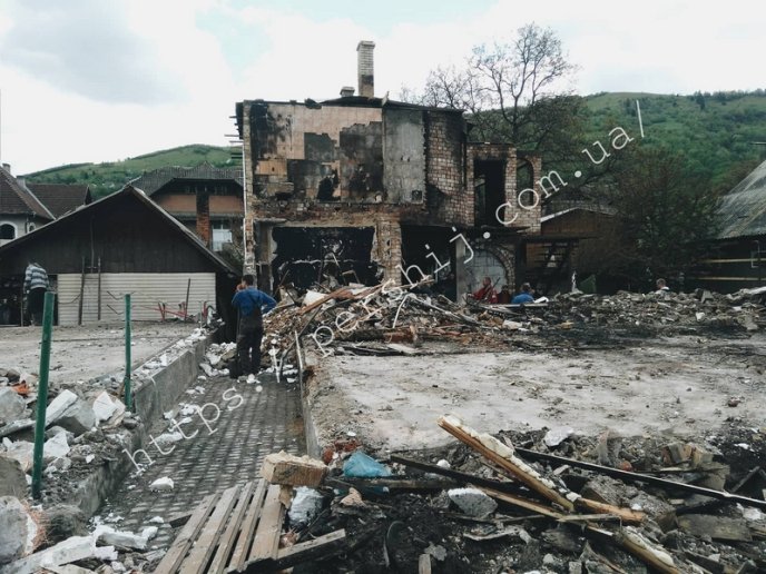 Небайдужі містяни збирають кошти для сімей, в яких сталося лихо – 01