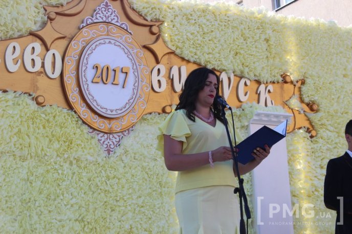 У Мукачеві нагородили випускників-медалістів – 62