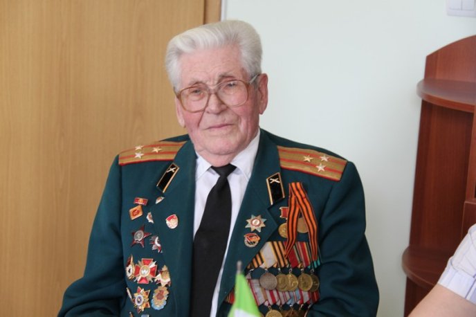 Ветеранів Великої вітчизняної війни зібрали, щоб послухати про війну та привітати зі святом (ФОТО) – 13