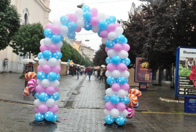 В Ужгороді з’явилася Солодка вулиця – 01