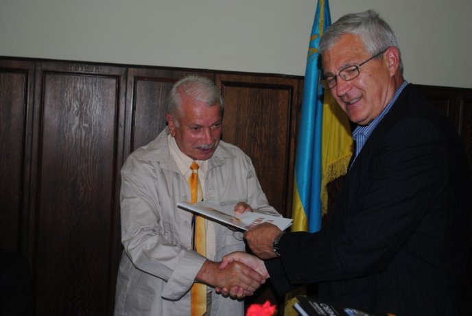 Мер Мукачева уважив журналістів (ФОТО) – 08