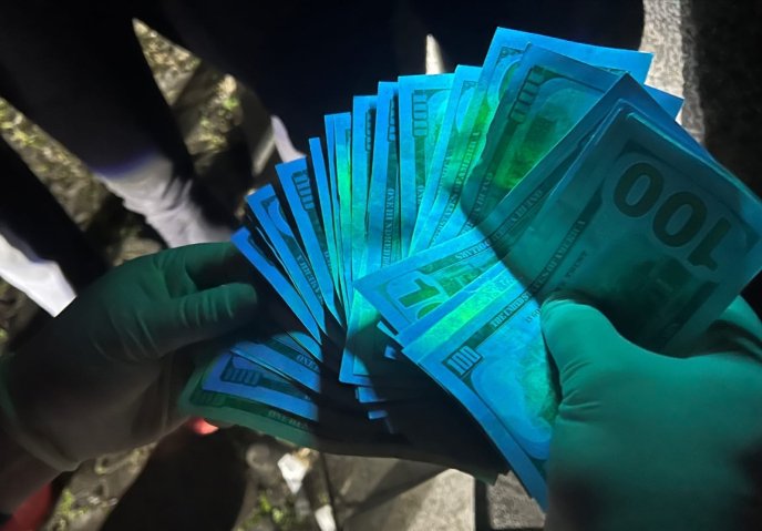 Закарпатського прикордонника затримано на хабарі – 01