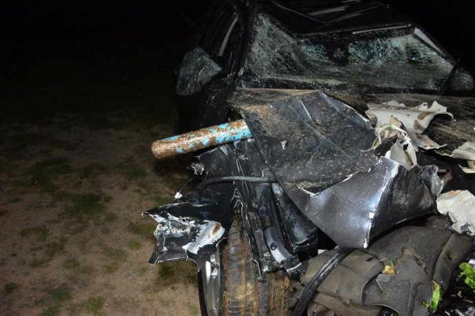 З’явились моторошні фото понівеченого автомобіля, в якому загинув зять нардепа Ланя – 07