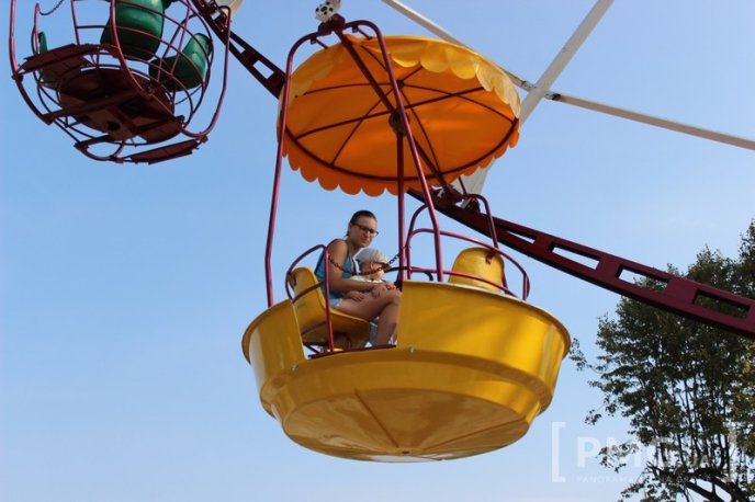 У парку "Перемога" запрацювало оглядове колесо – 25