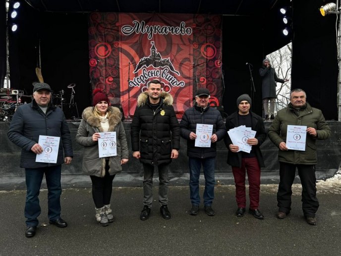 Завершився масштабний фестиваль "Червене вино 2022" – 02