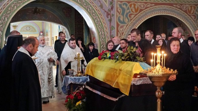 Поховали 35-річного закарпатця, який загинув на війні – 06