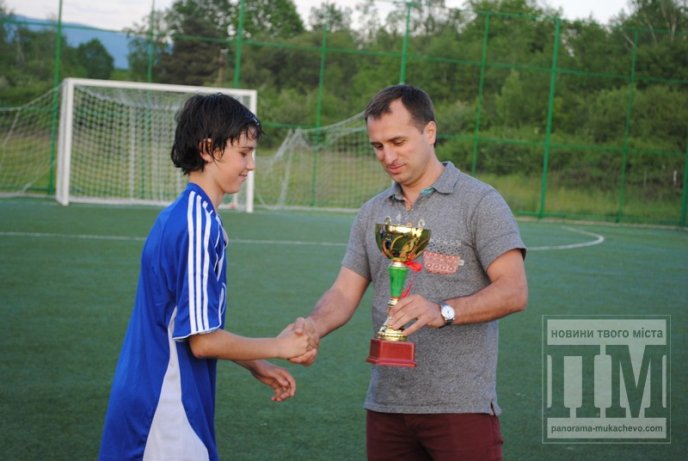 ДЮХФШ "Синай" вдруге поспіль перемогла на всеукраїнському турнірі з футболу (ФОТО) – 19