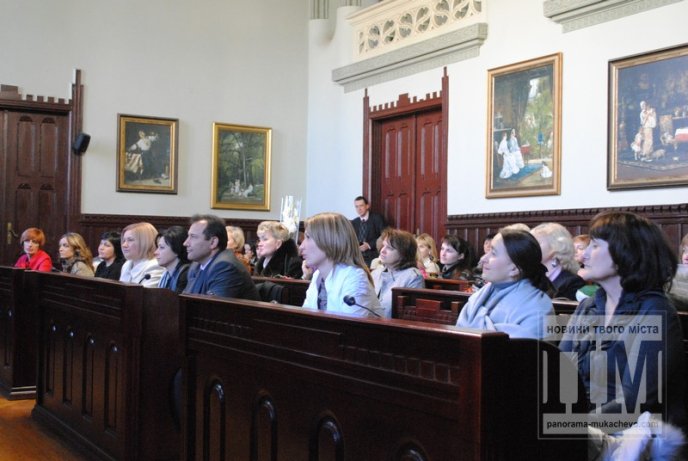 У Мукачеві відбулось урочисте нагородження переможців І етапу конкурсу "Учитель року" (ФОТО) – 01