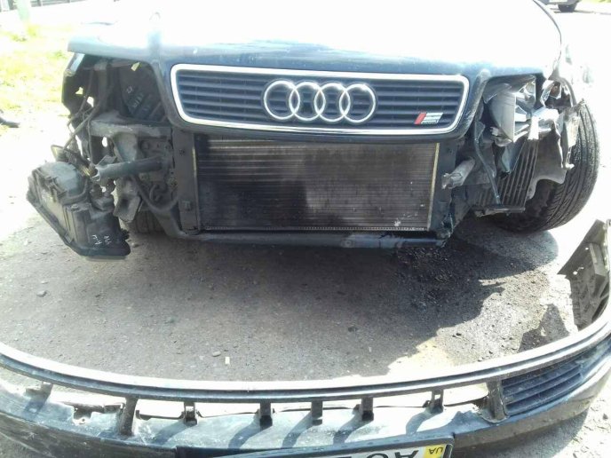 ДТП у Сваляві: зіткнулись іномарки «Аudі» та  «Sкоdа Supеrb» – 02