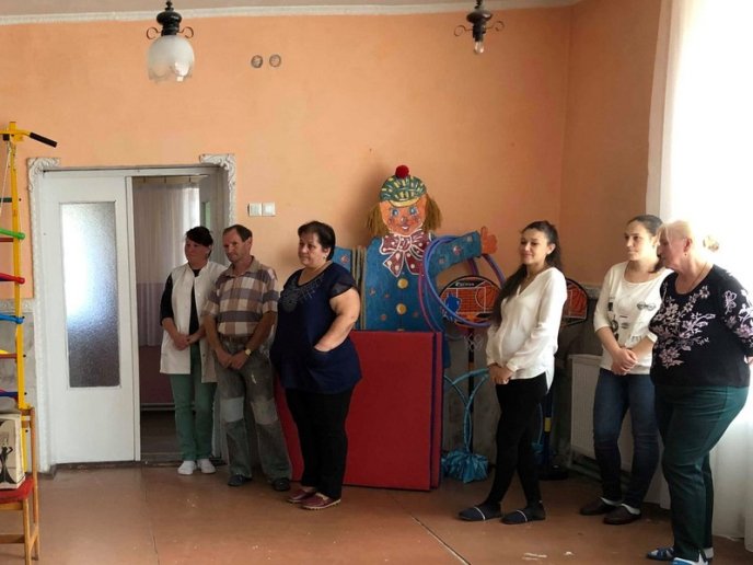 Народний депутат Василь Петьовка привітав працівників освіти Тячівського та Рахівського районів з професійним святом  – 01