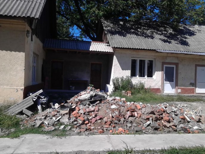 Нардеп допоміг вирішити нагальну проблему в одній із найбільших шкіл Тячівщини – 01