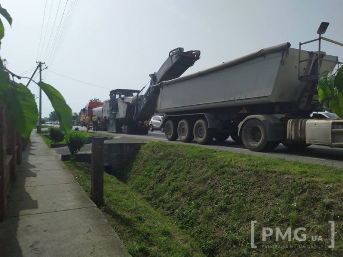 Що зараз відбувається у Ракошині: опубліковано відео – 04