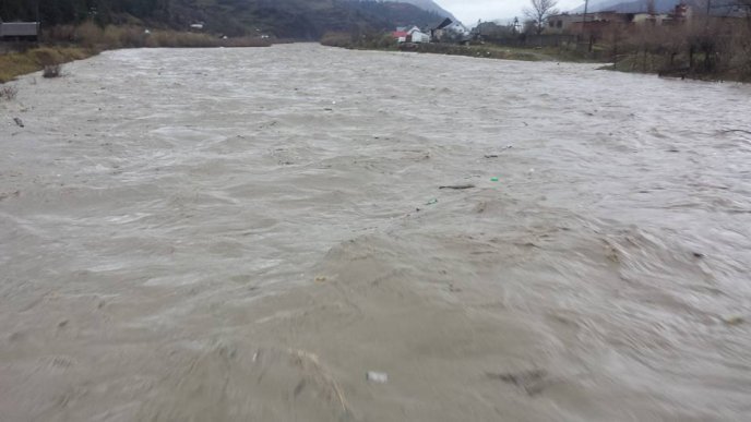 У Міжгір’ї через зливи піднявся рівень води у річці Ріка – 09
