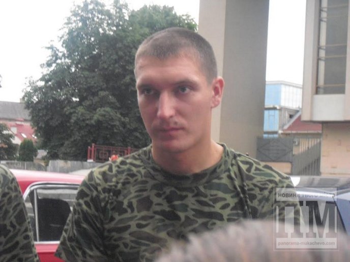 В Ужгороді зустрічали закарпатських військових, яких визволили з полону терористів (ФОТО, ВІДЕО) – 04