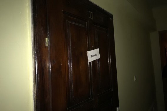 В одному з готелів Ужгородщини поліцейські затримали проститутку – 01