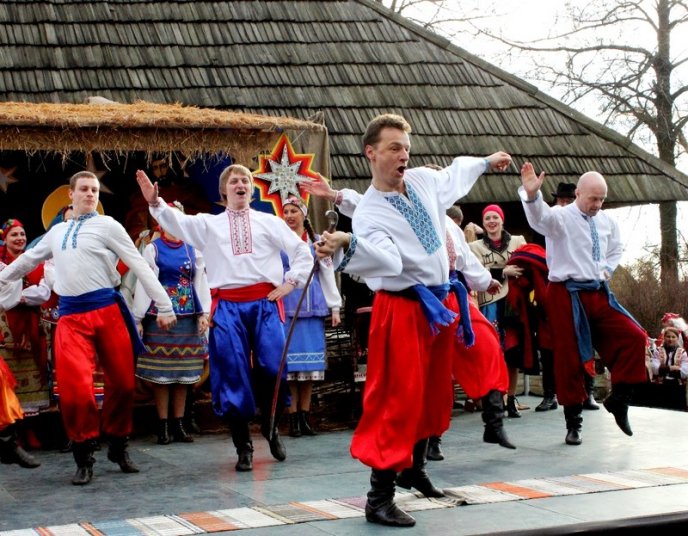 «Коляди у старому селі» зібрали колективи колядників з усієї області (ФОТО) – 04