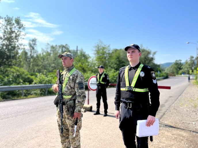 Прикордонники затримали 4 ухилянтів – 01