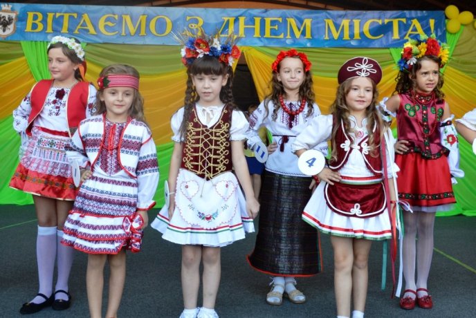 У Тячеві визначили найгарнішу дівчину міста – 21