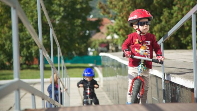 Велодень у Мукачеві: дитячий сміх, дорослий азарт та море позитивних емоцій (ФОТО) – 10
