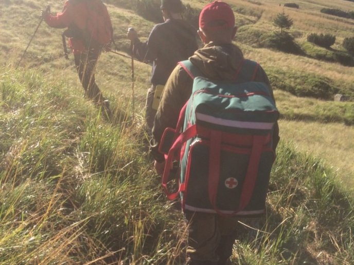 Молодому туристу на Рахівщині довелося надавати екстренну медичну допомогу – 06