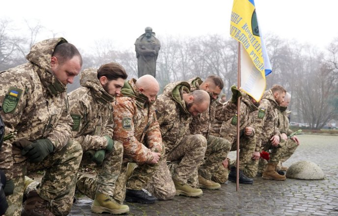 Закарпаття попрощалося з 27-річним Героєм – 03